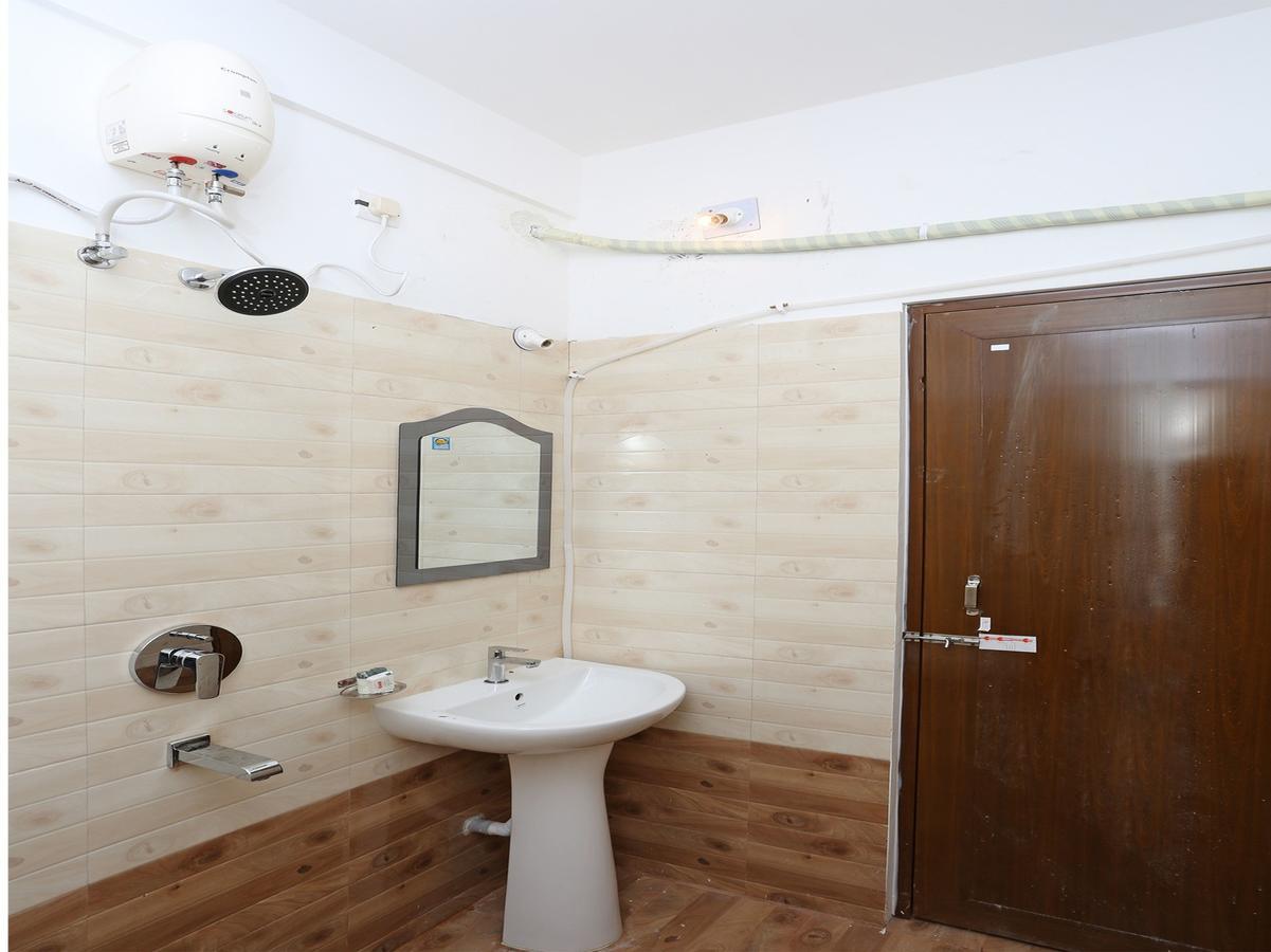 Oyo 11343 Hotel Sai International Bhubaneswar Ngoại thất bức ảnh