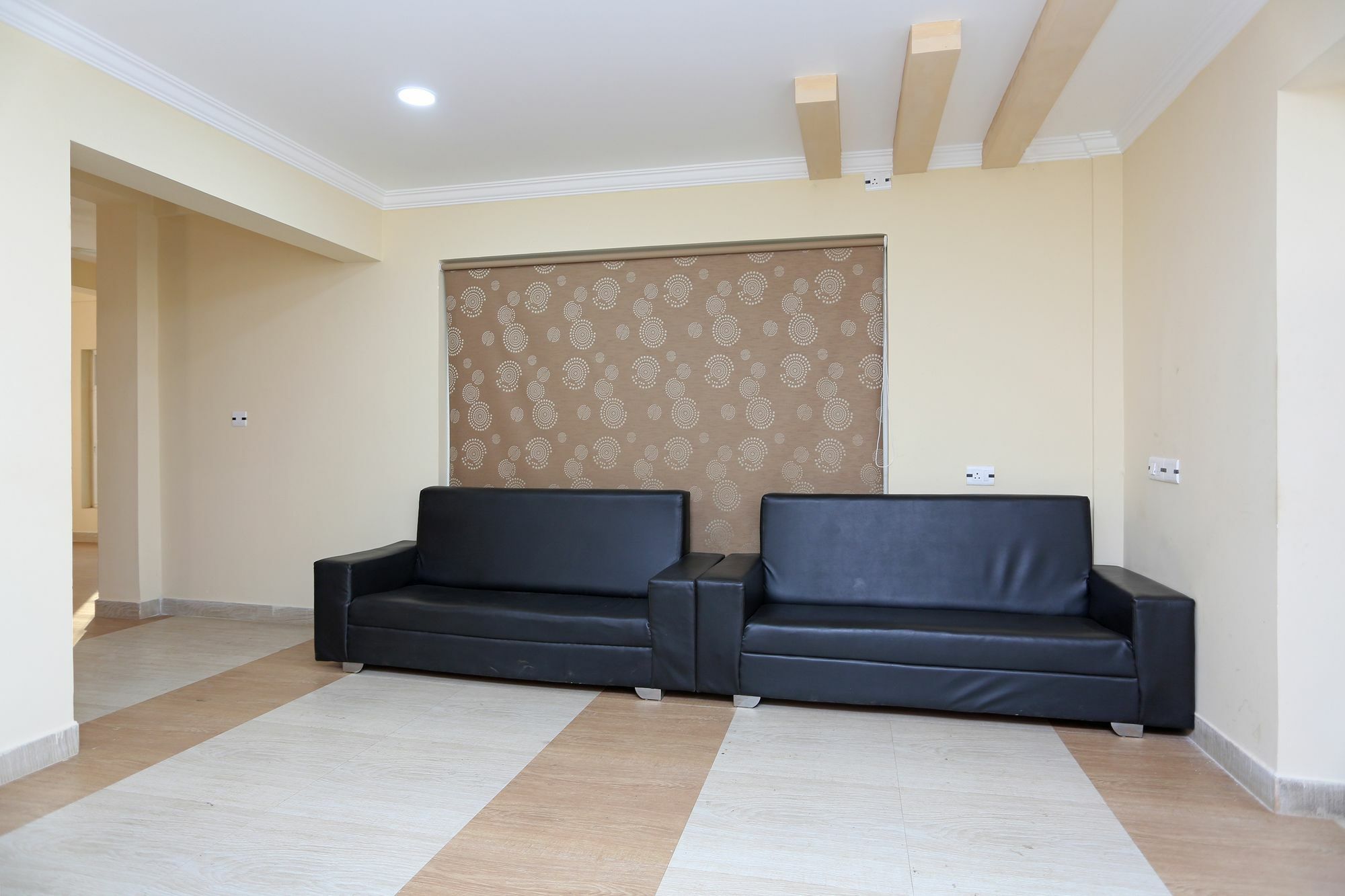 Oyo 11343 Hotel Sai International Bhubaneswar Ngoại thất bức ảnh