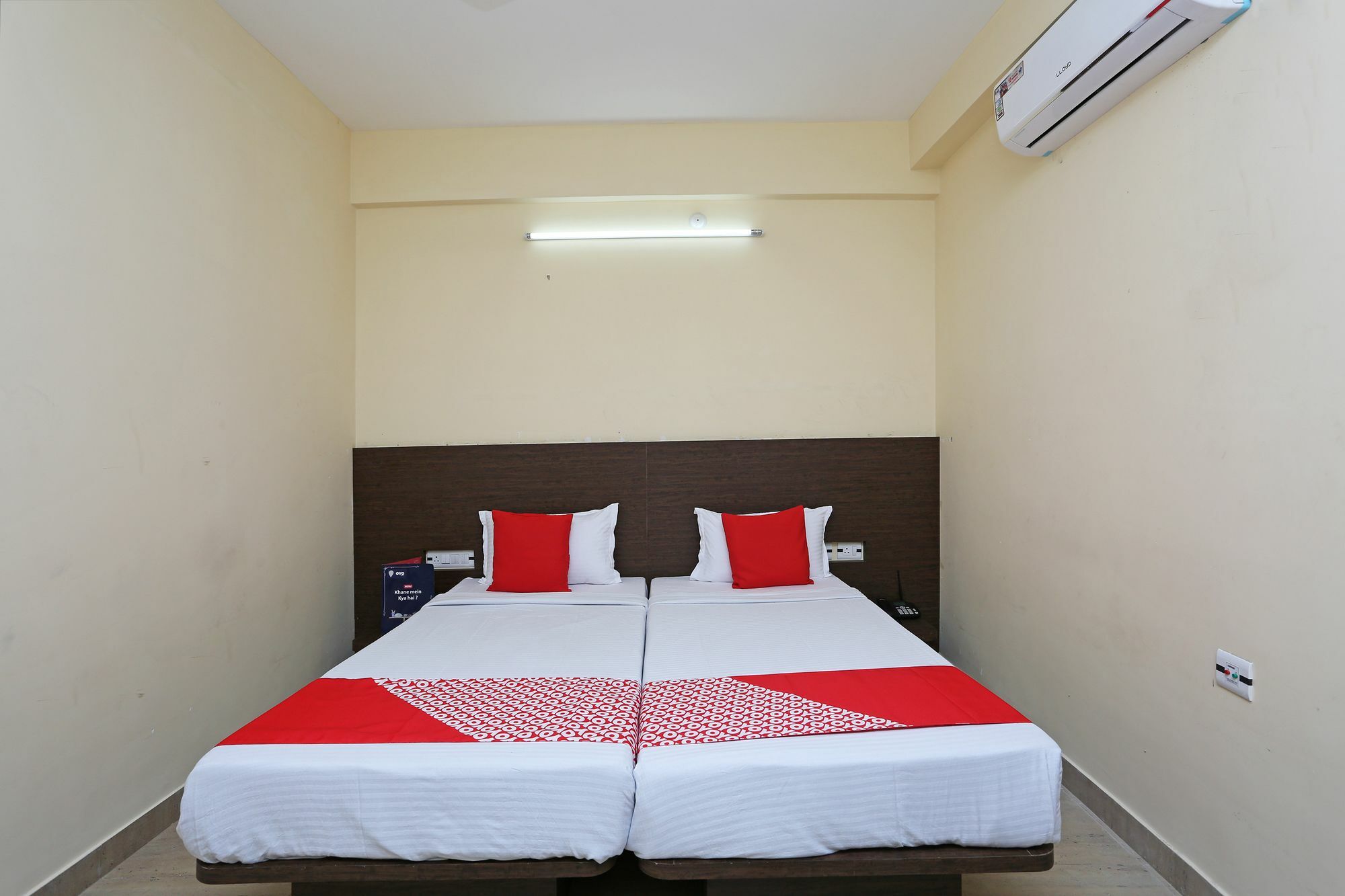 Oyo 11343 Hotel Sai International Bhubaneswar Ngoại thất bức ảnh